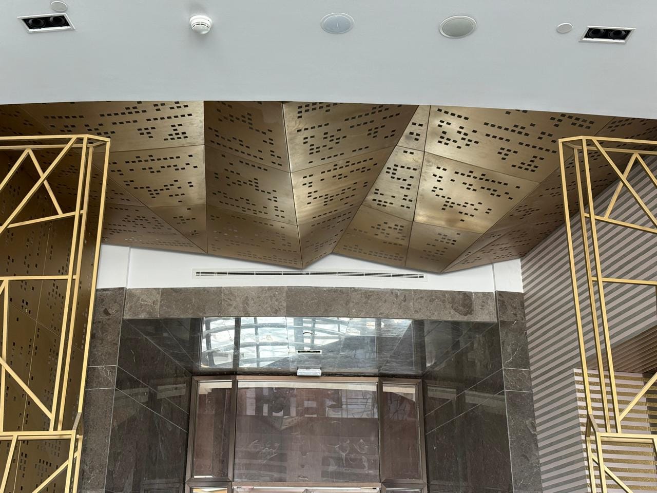 Stainless Steel Cladding with PVD Finish: The Ultimate Choice for Luxury Fit-Outs and Hotel Interiors